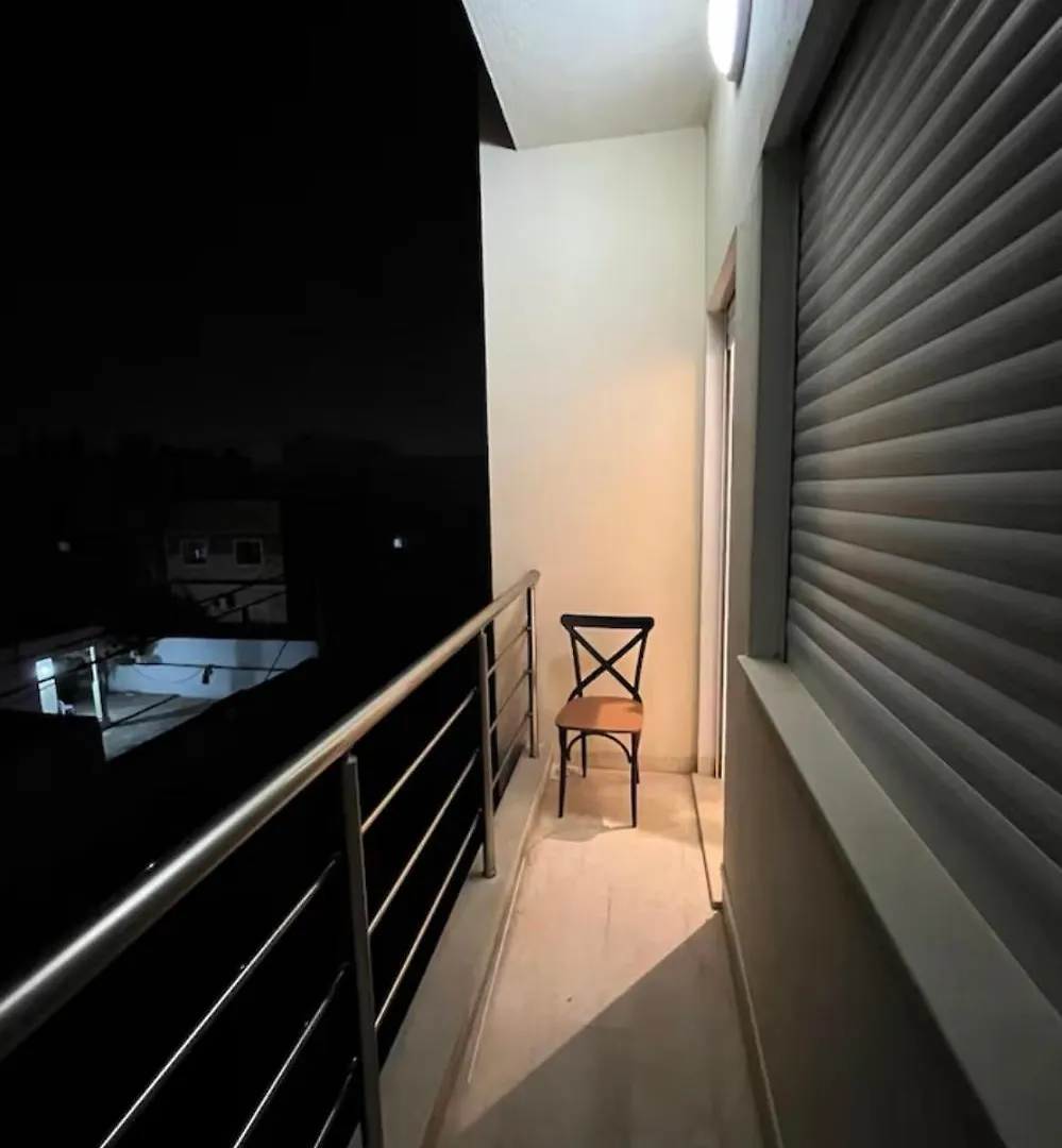 Charmant Appartement A Tunis ! 0*,  Tunisien