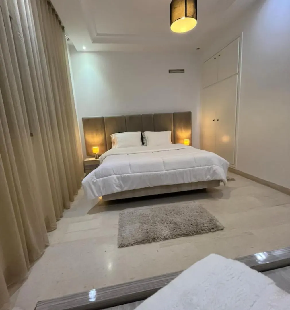 Charmant Appartement A Tunis ! Tunisien